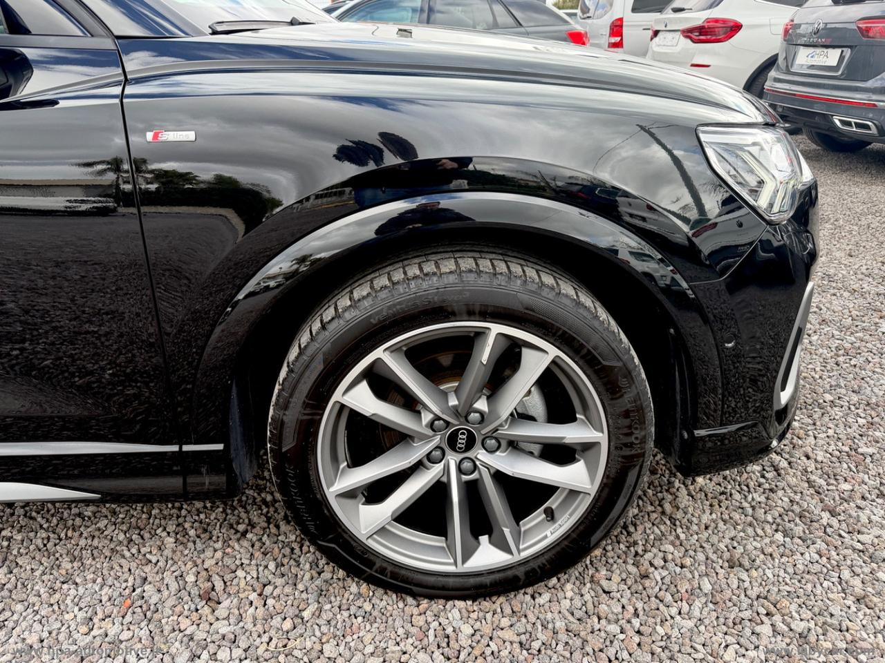 AUDI Q3 2.0TDI S-line FULL LED PELLE NAVI 360 B E O RETROCAMERA MATRIX