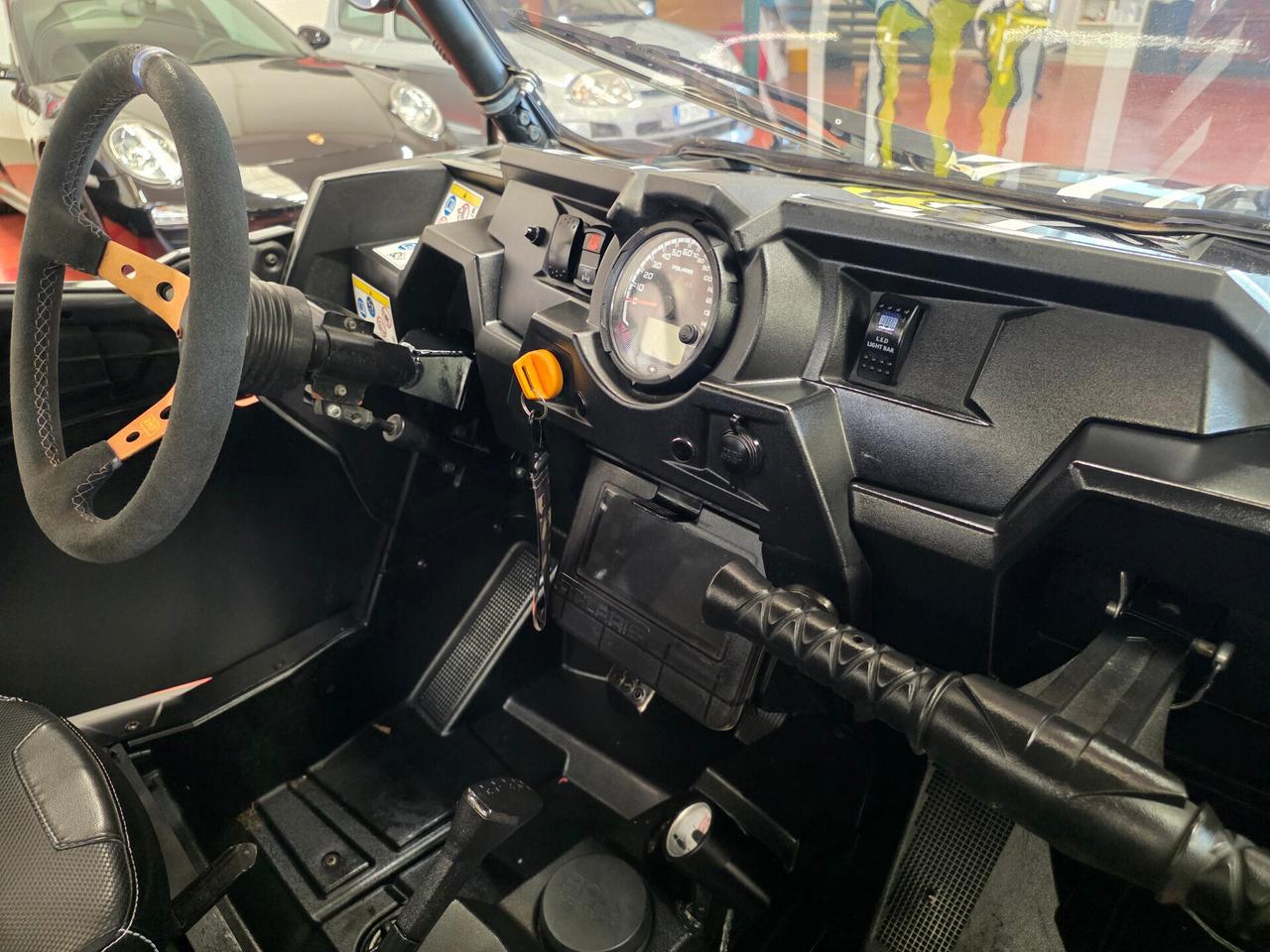 Polaris RZR 1000 turbo MOSTER TRUCK 192HP