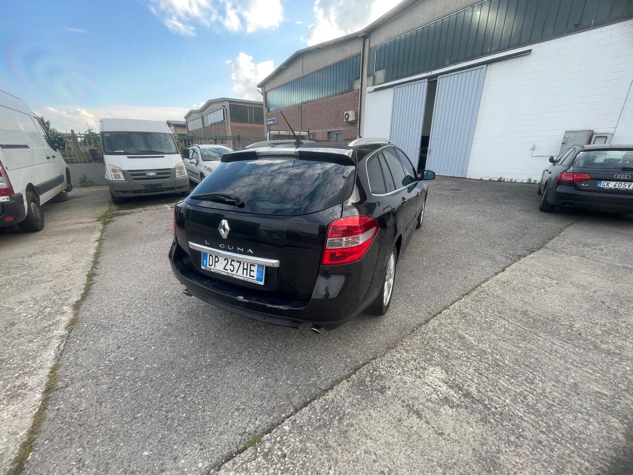 Renault Laguna 2.0 dCi 150CV Initiale