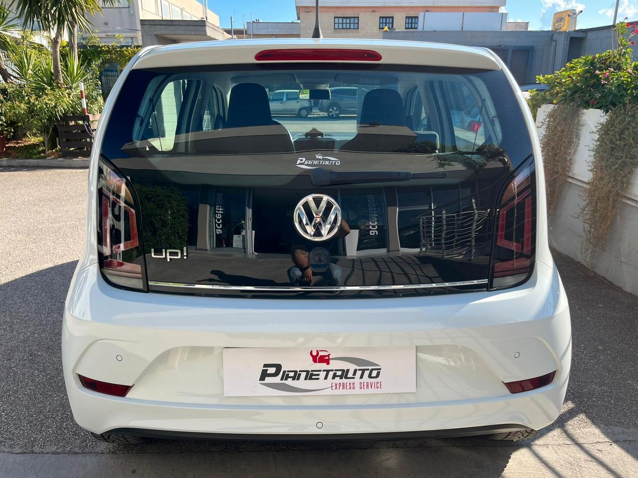 Volkswagen up! 5p 1.0 High 75cv OK NEOPAT. PDC/TELCLIMA PERF.