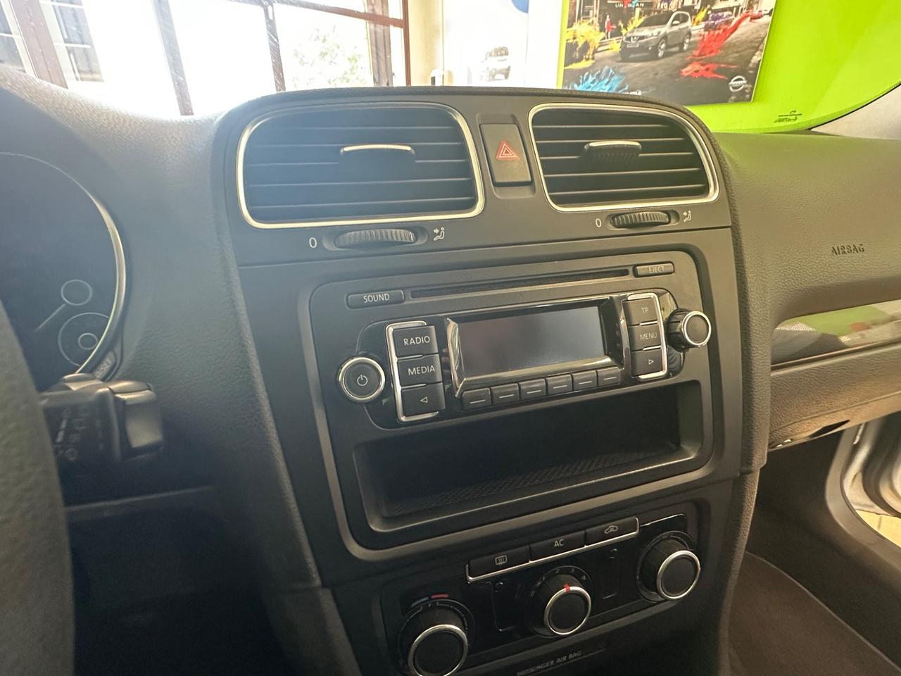 Volkswagen Golf Variant 1.6 TDI Highline BlueMotion Tech