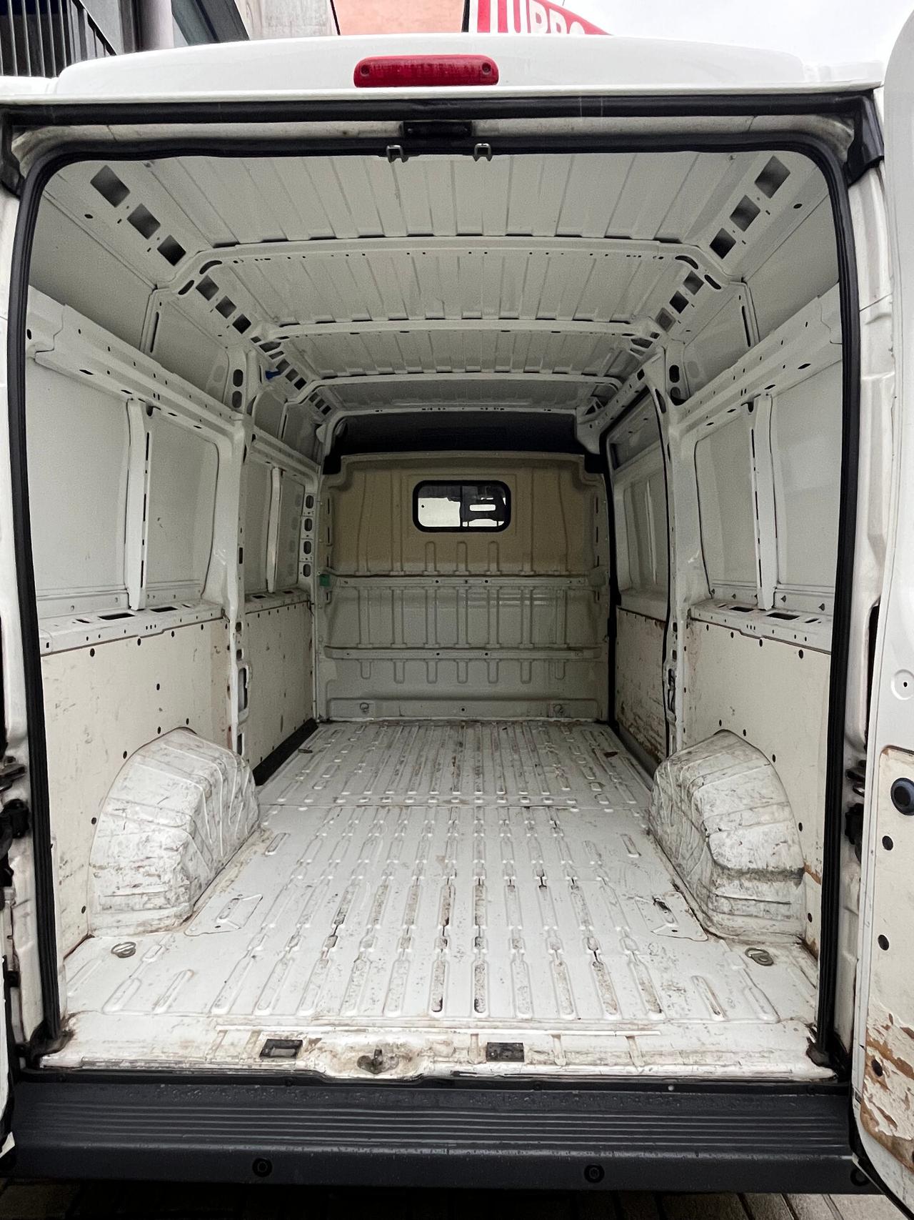 PEUGEOT BOXER 2.0 HDI - EURO 6B - 130 CV - PORTATA 15 Q.LI - LUNGHEZZA 5,41 MT