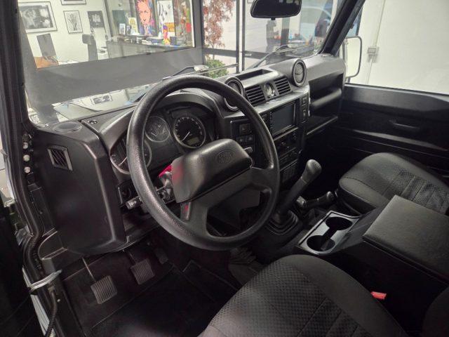 LAND ROVER Defender 110 2.4 TD4 7 POSTI AUTOVETTURA