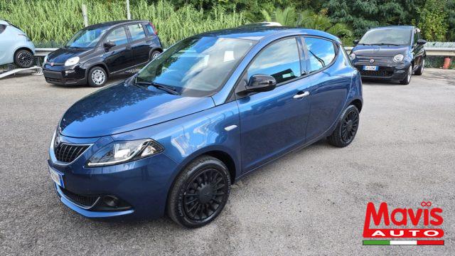 LANCIA Ypsilon 1.0 FireFly 5 porte S&S Hybrid Ecochic Silver