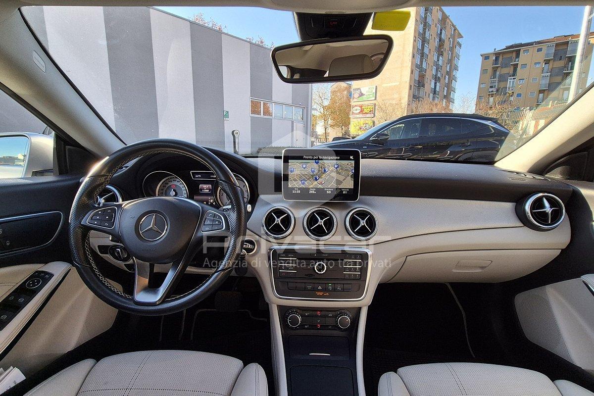 MERCEDES CLA 220 d S.W. Automatic Business