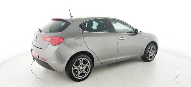 ALFA ROMEO Giulietta 1.6 JTDm-2 105 CV Distinctive