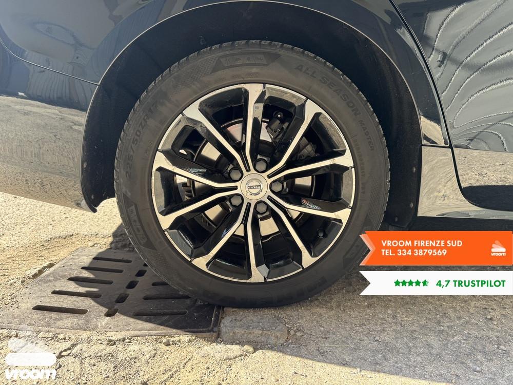 VOLVO V60 (2018-->) V60 B4 (d) Geartronic Momen...