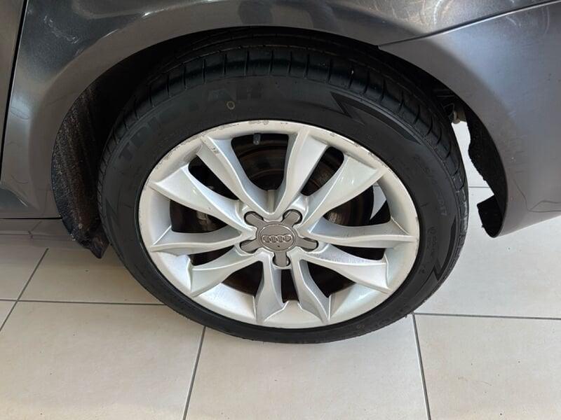 Audi A3 A3 SPB 1.6 TDI 105 CV CR Ambition Volano Rumoroso