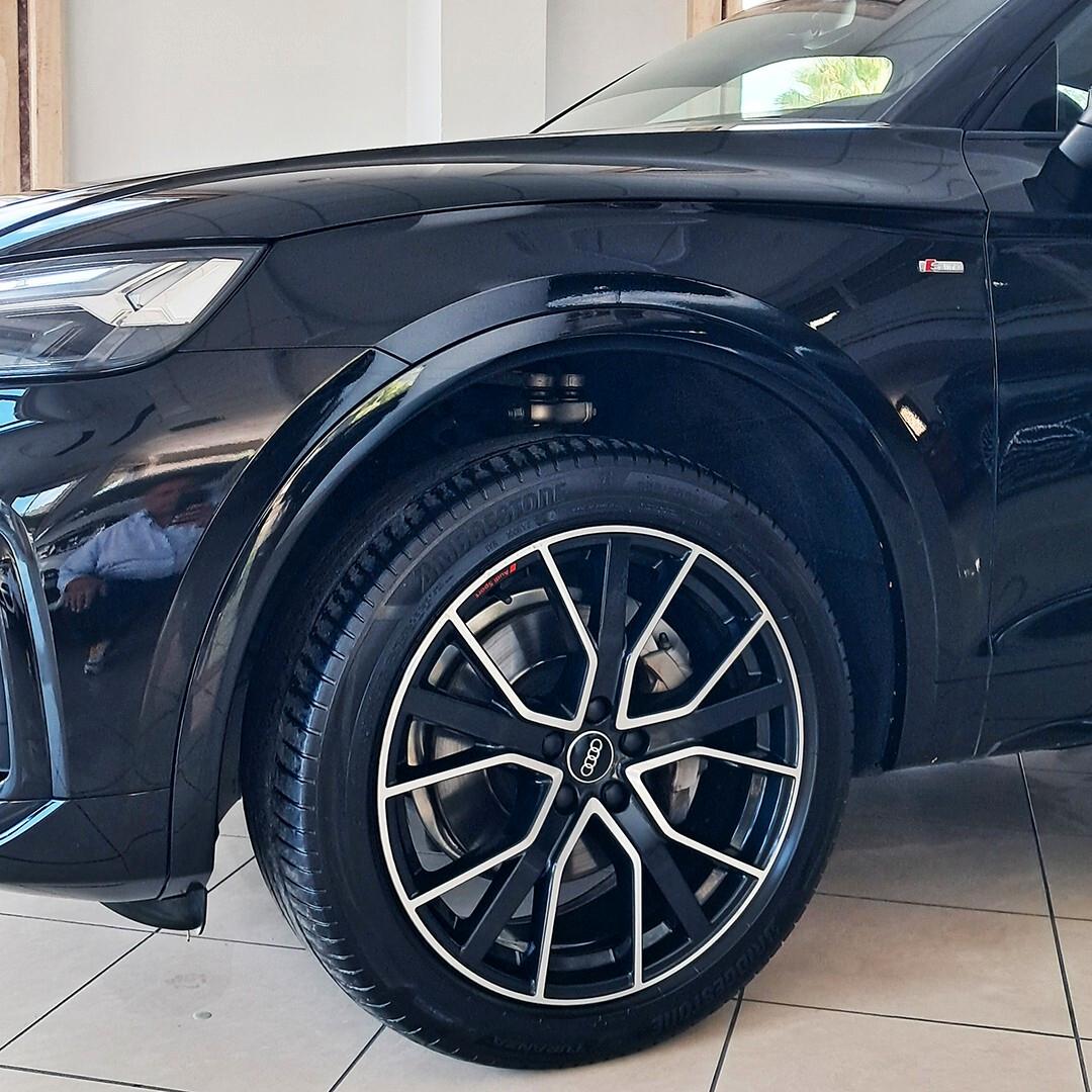 Audi Q5 40 TDI S line identity black |tetto apriblie|