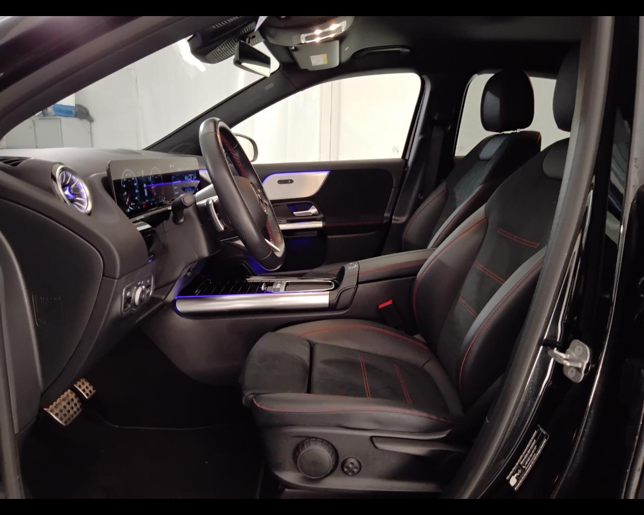 Mercedes-Benz GLA-H247 2023 - GLA 180 d AMG Line Advanced Plus auto