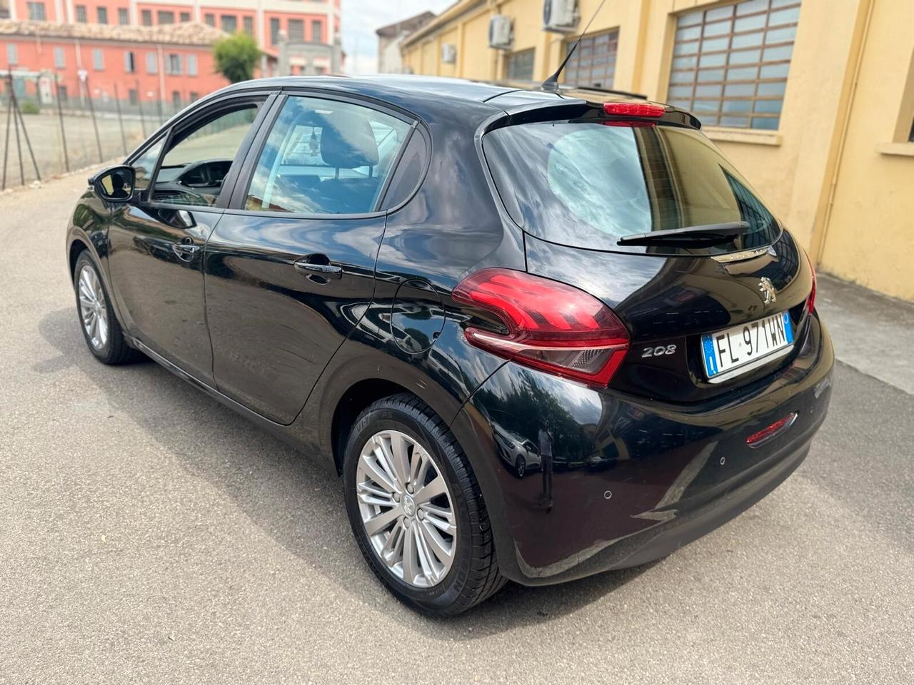 Peugeot 208 2017 1.2 GPL 5 PORTE 116.000 KM