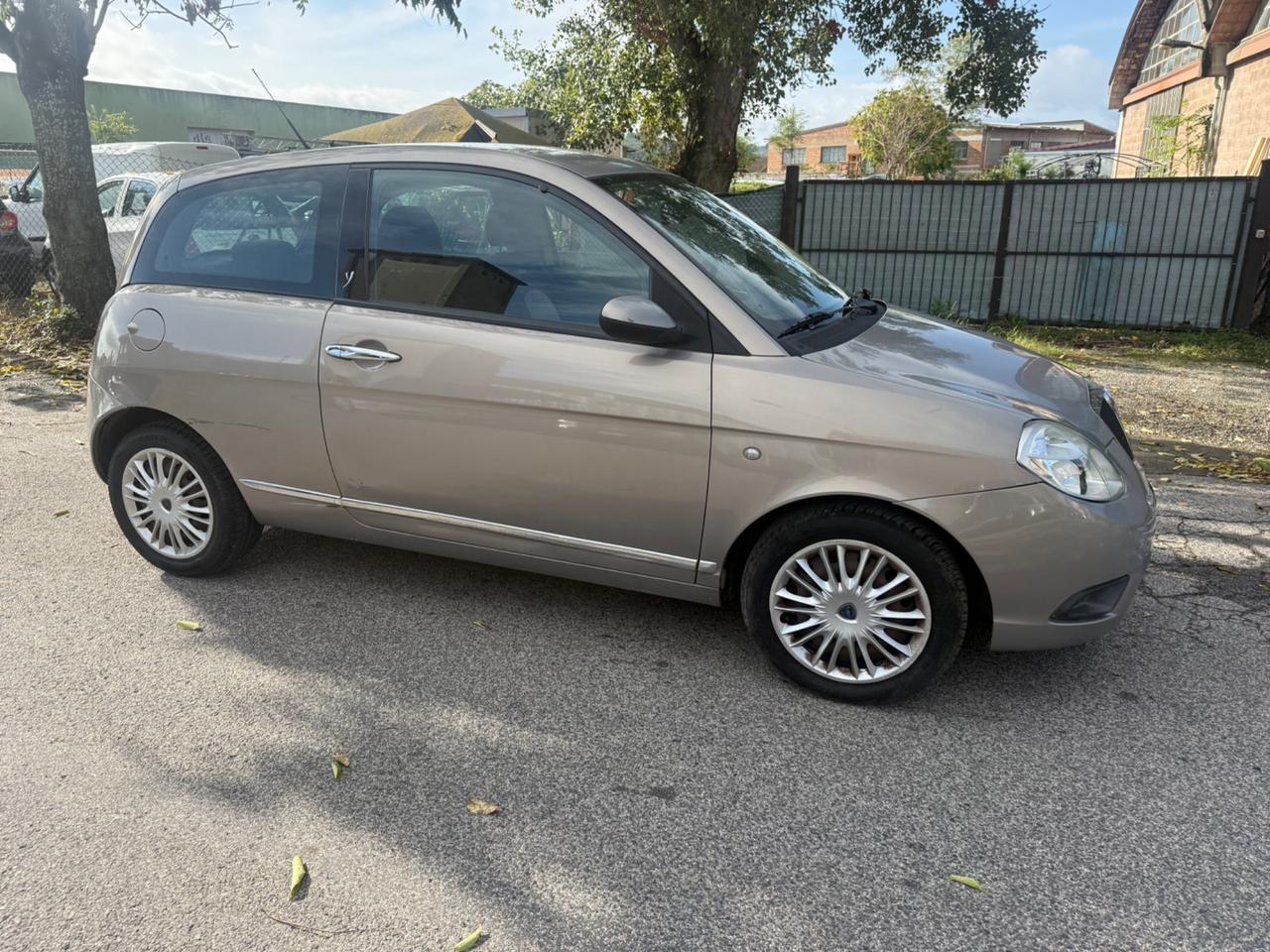 Lancia Ypsilon 1.2 Argento