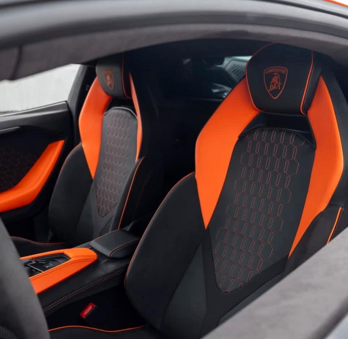 Lamborghini Revuelto 6.5 V12