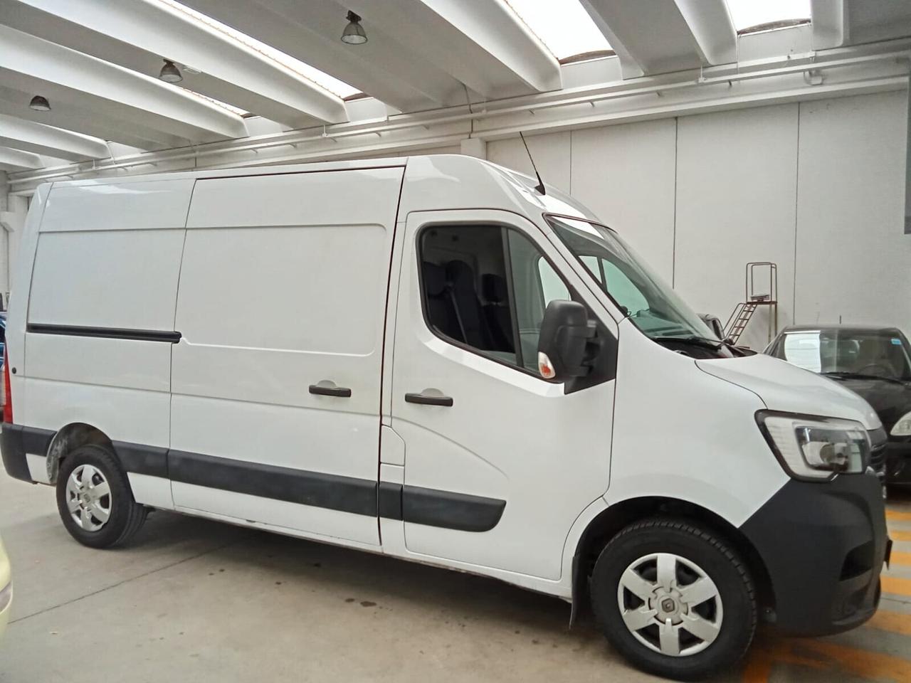 Renault Master T35 2.3 dCi/130 Furgone
