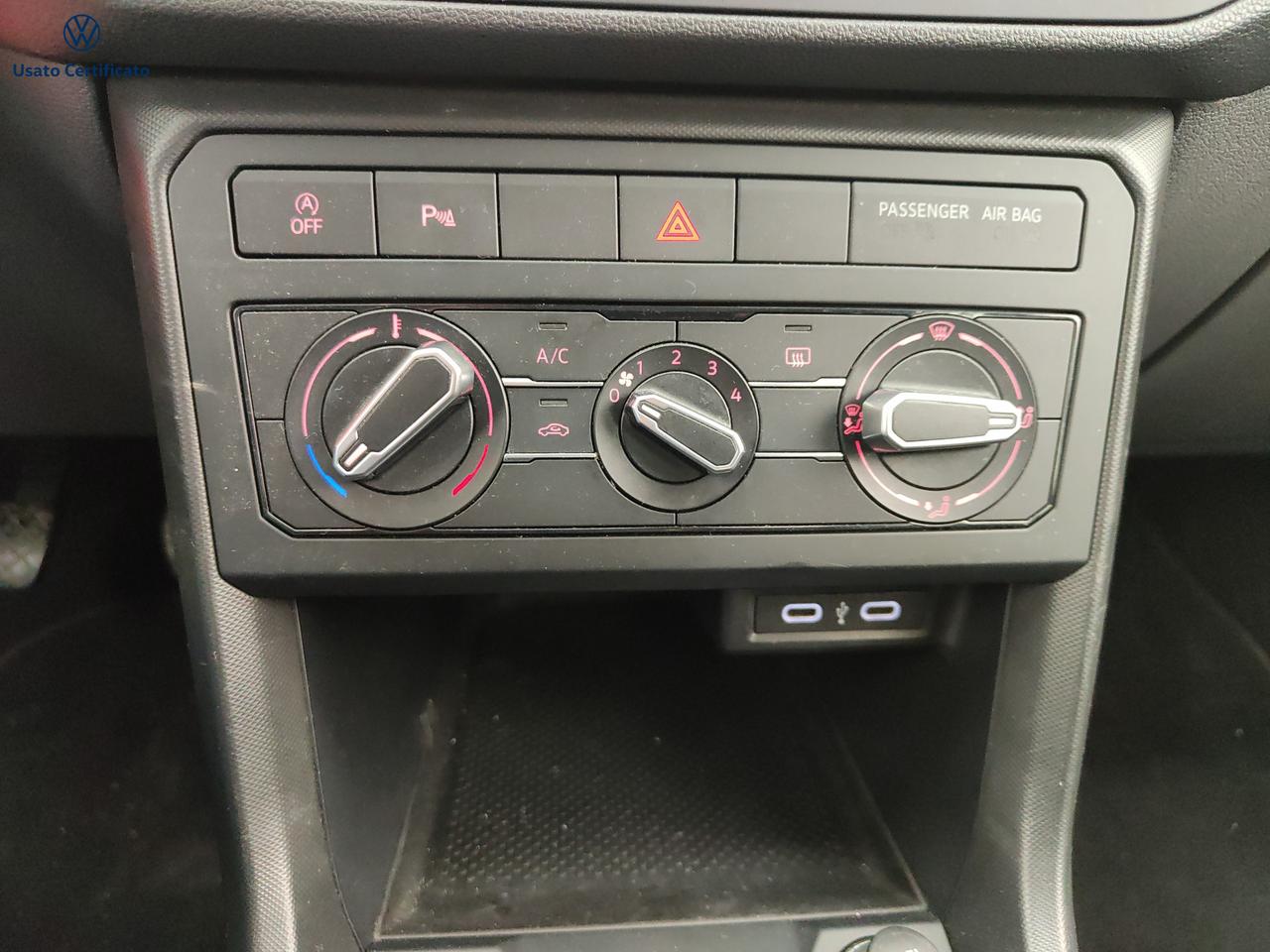 VOLKSWAGEN T-Cross - T-Cross 1.0 TSI Urban BMT