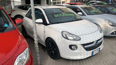 Opel Adam 1.2 70 CV White/Black Link