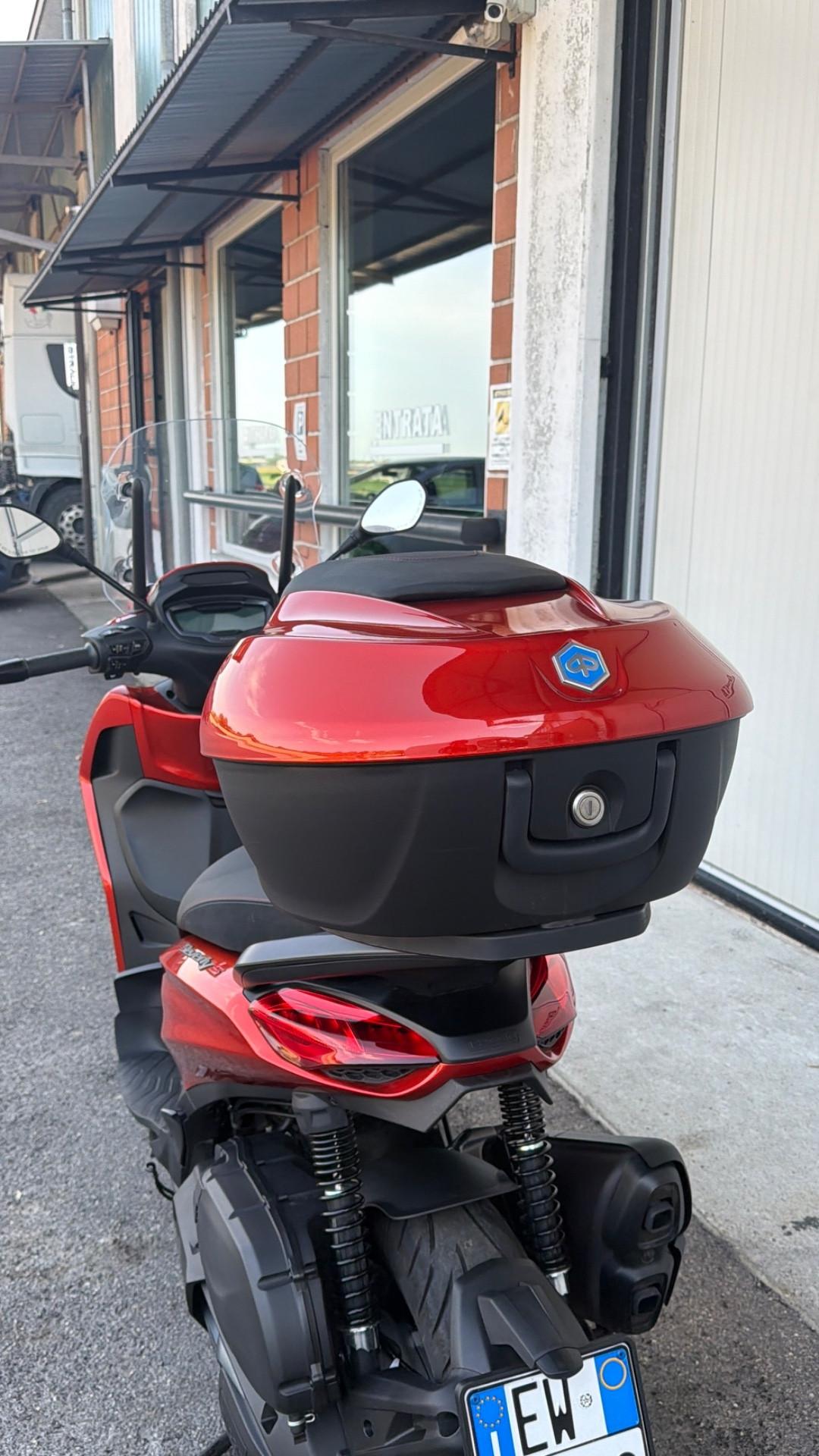 Piaggio Beverly 400 S