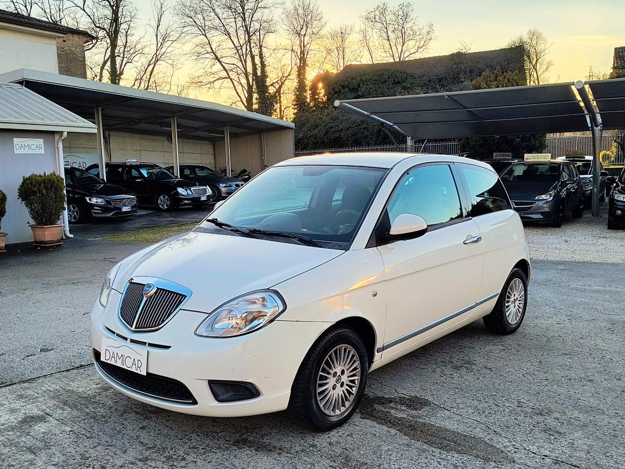 Lancia Ypsilon 1.2 69 CV Platinum