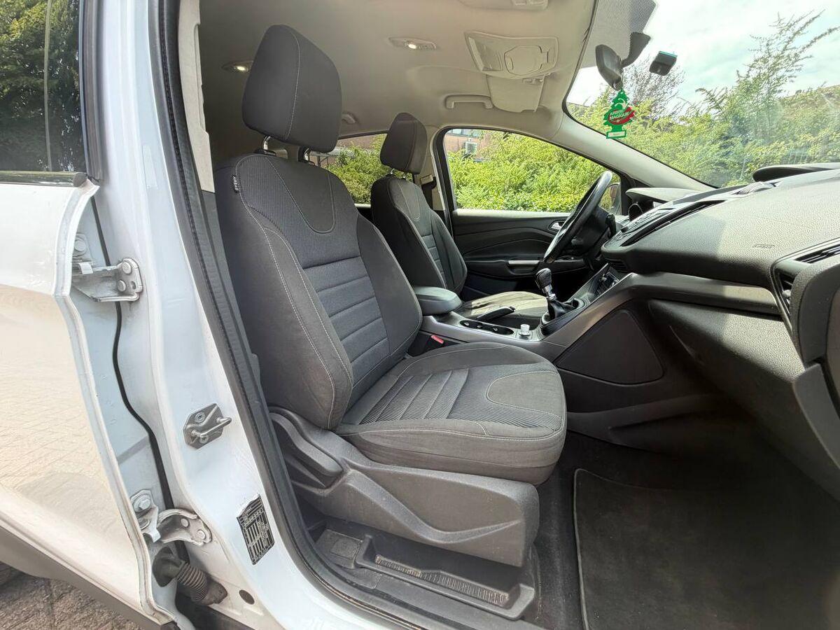 Ford Kuga 1.6 ecoboost Plus s&s 2wd 150cv