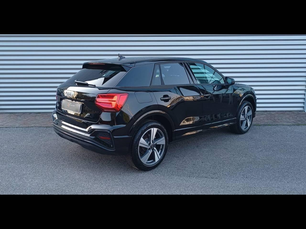 AUDI Q2 35 TDI S-TRONIC S-LINE