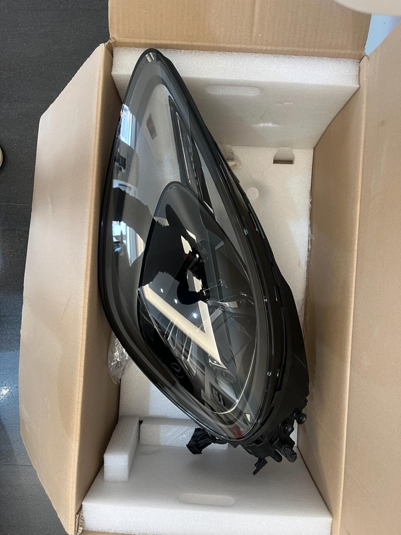 faro led per porsche cayenne 2019-2023