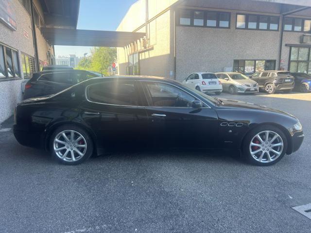 MASERATI Quattroporte 4.2 V8