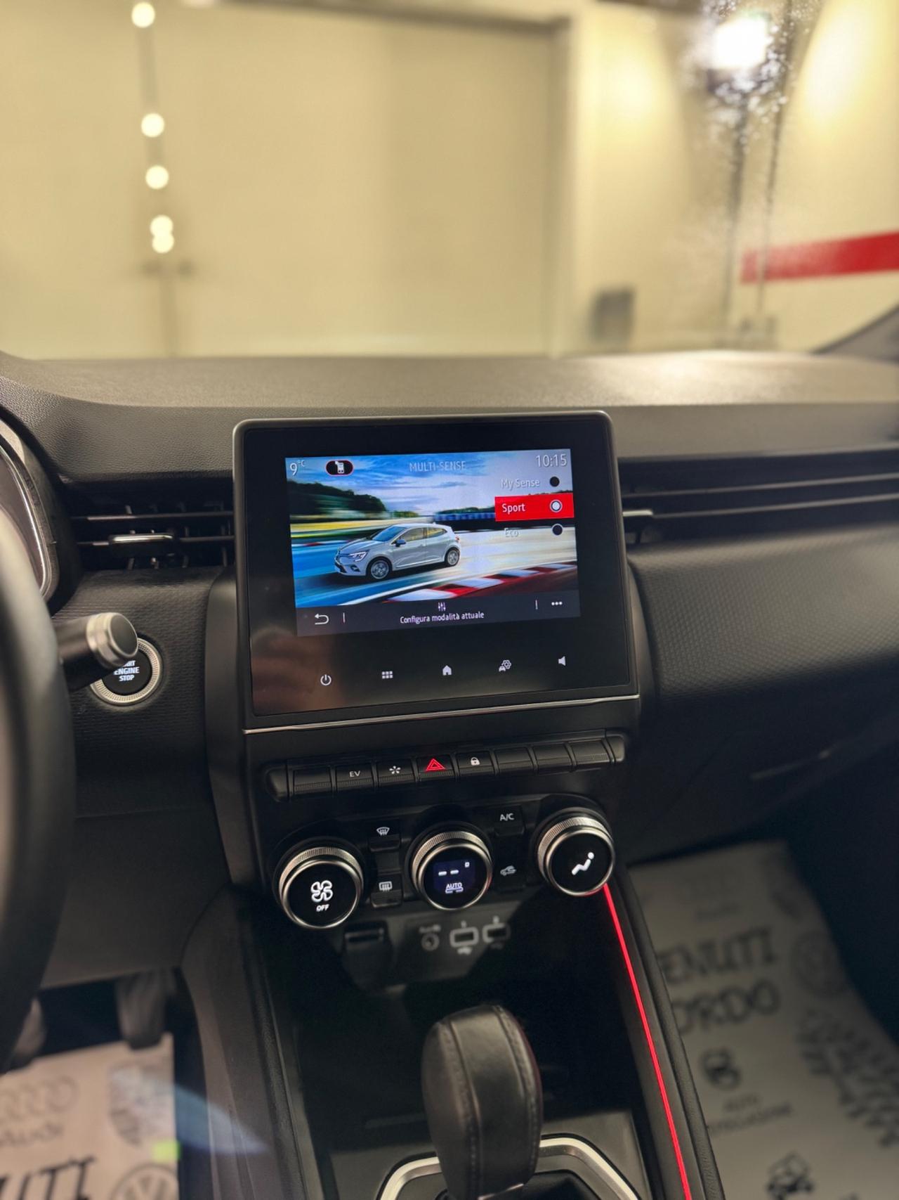 Renault Clio Full Hybrid E-Tech 140 CV 5 porte Intens