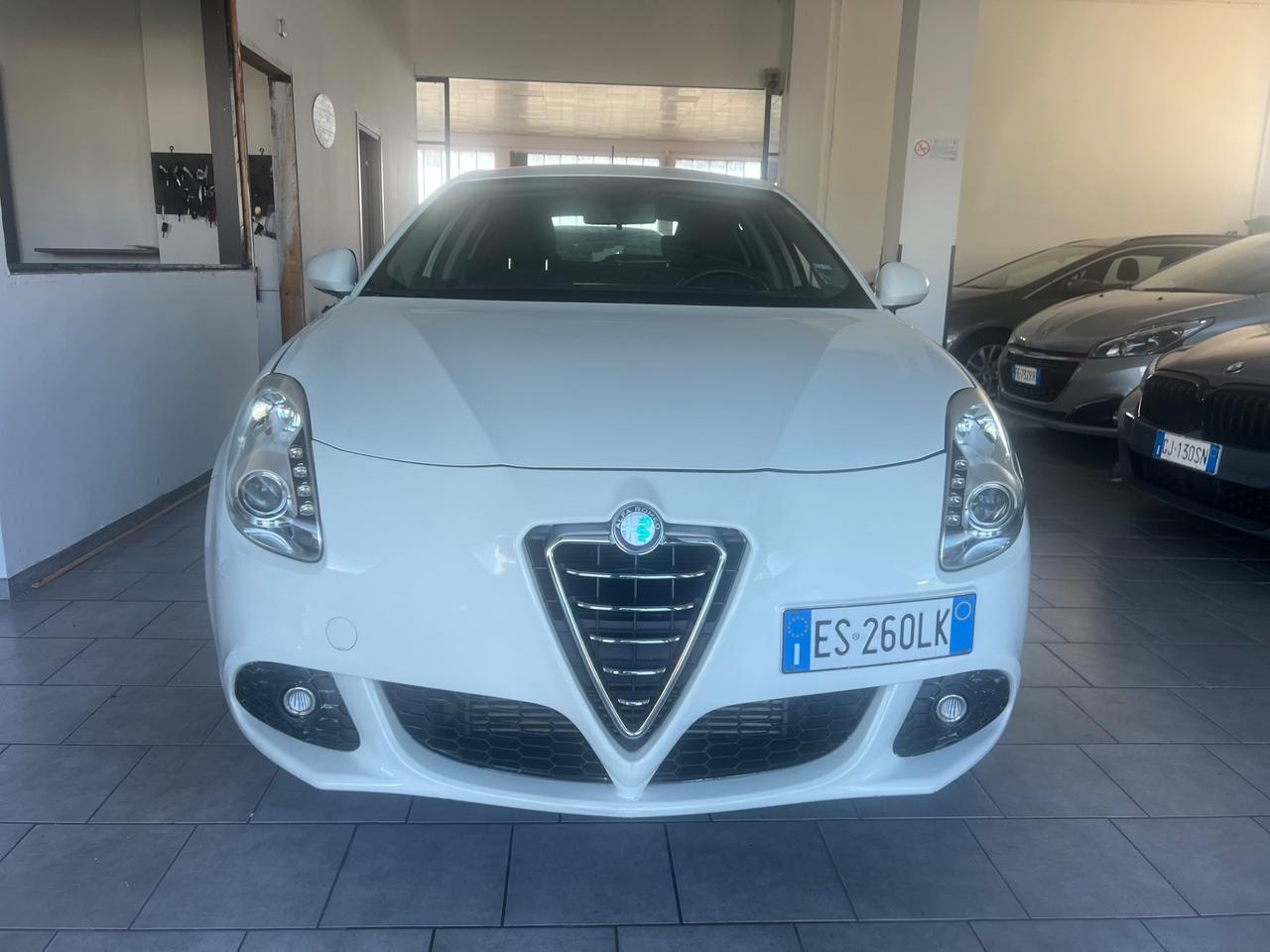 Alfa Romeo Giulietta 1.6 JTDm-2 105 CV Distinctive