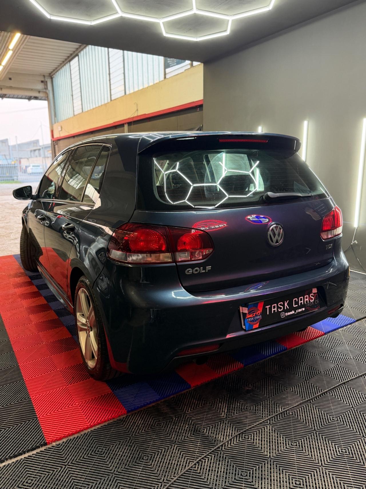 Volkswagen Golf 1.6 TDI DPF DSG 5p. Highline