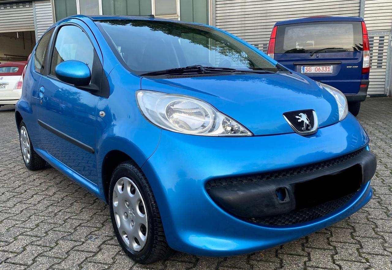 Peugeot 107 1.0 68CV 3p. Sweet Years