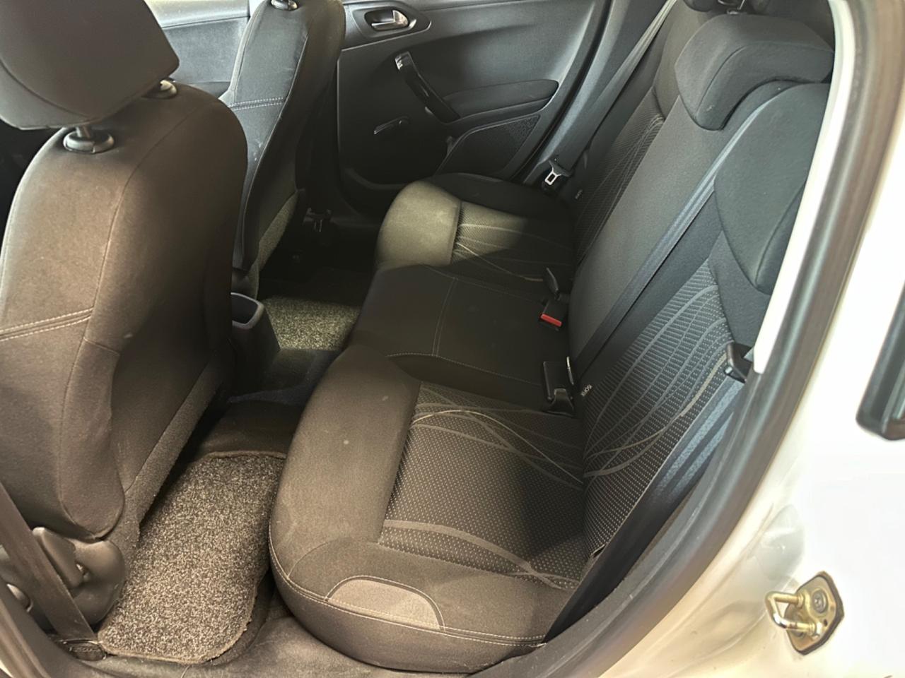 Peugeot 208 1.0 VTi 68 CV 5 porte Access