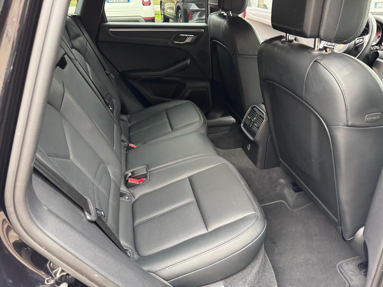 Porsche Macan 2.0 265cv pdk, Iva deducibile STUPENDA