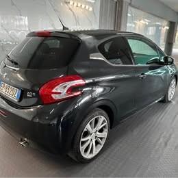 Peugeot 208 1.6 e-HDi 92 CV Stop&Start 3 porte Active