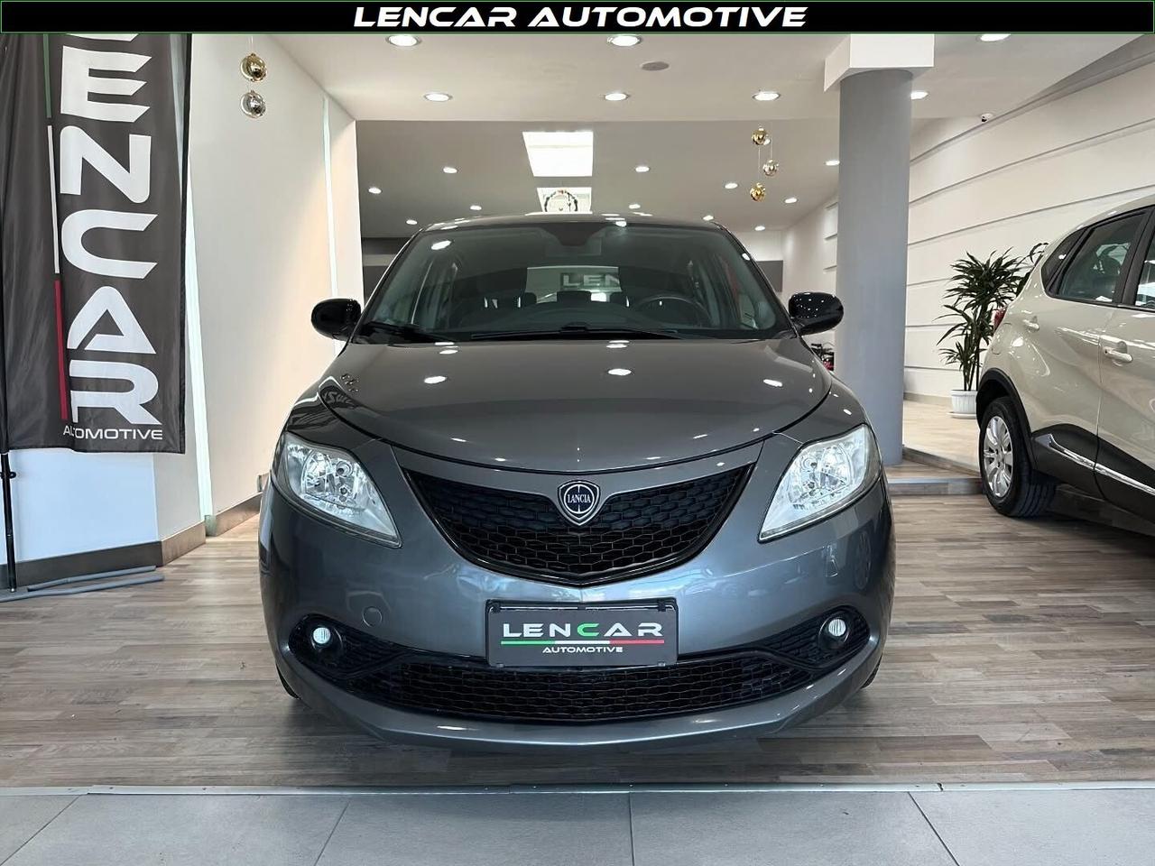 Lancia Ypsilon 1.2 69CV 5p. Gold