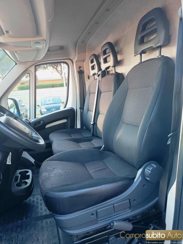 PEUGEOT Boxer 330 2.2 BlueHDi 120 S&S PC-TM Furgone