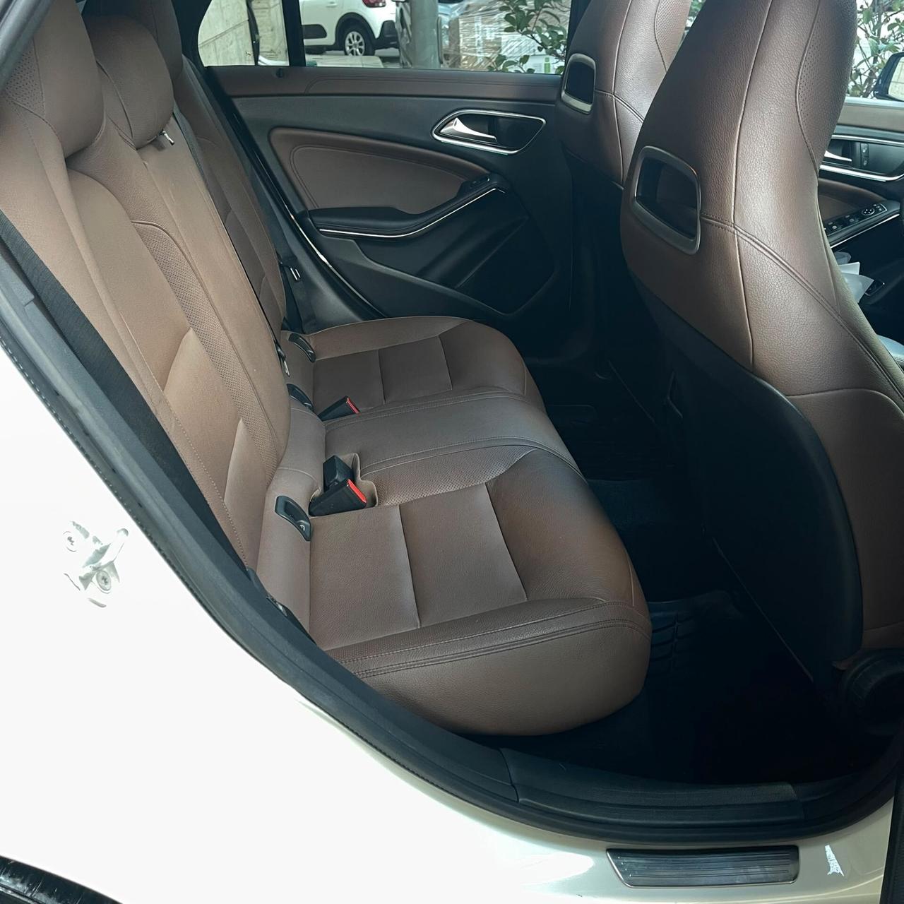 Mercedes-Benz CLA 220d S.W. Automatic Premium