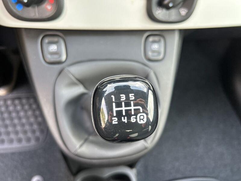 FIAT Panda New 1.0 70cv Hybrid Pandina