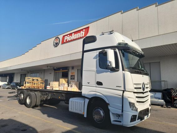 Motrice a telaio Mercedes-Benz Actros 2551 6x2 euro 5