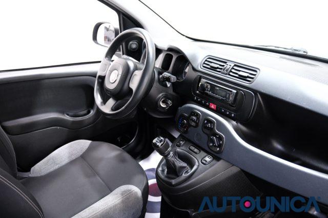 FIAT Panda 1.0 FIREFLY S&S HYBRID NEOPATENTATI