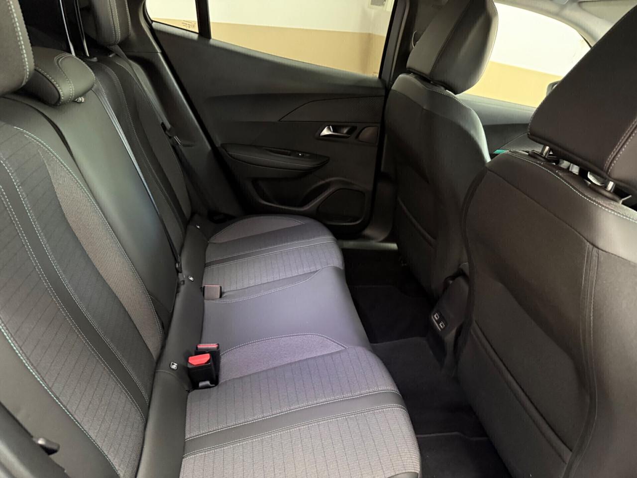 Peugeot 2008 BlueHDi 110 S&S Allure Pack