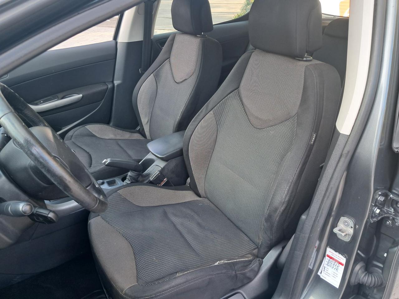Peugeot 308 1.6 HDi 110CV 5p. Premium (6 Marce)
