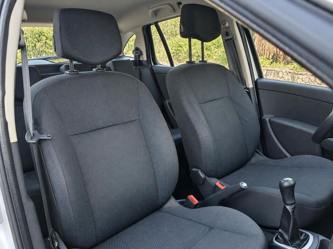 Renault Clio 1.2 16V Benzina SporTour Wagon NUOVA