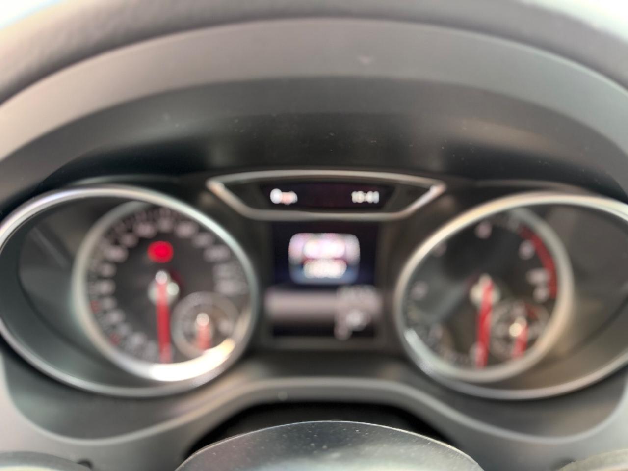 Mercedes-benz GLA 220 d Automatic PREMIUM
