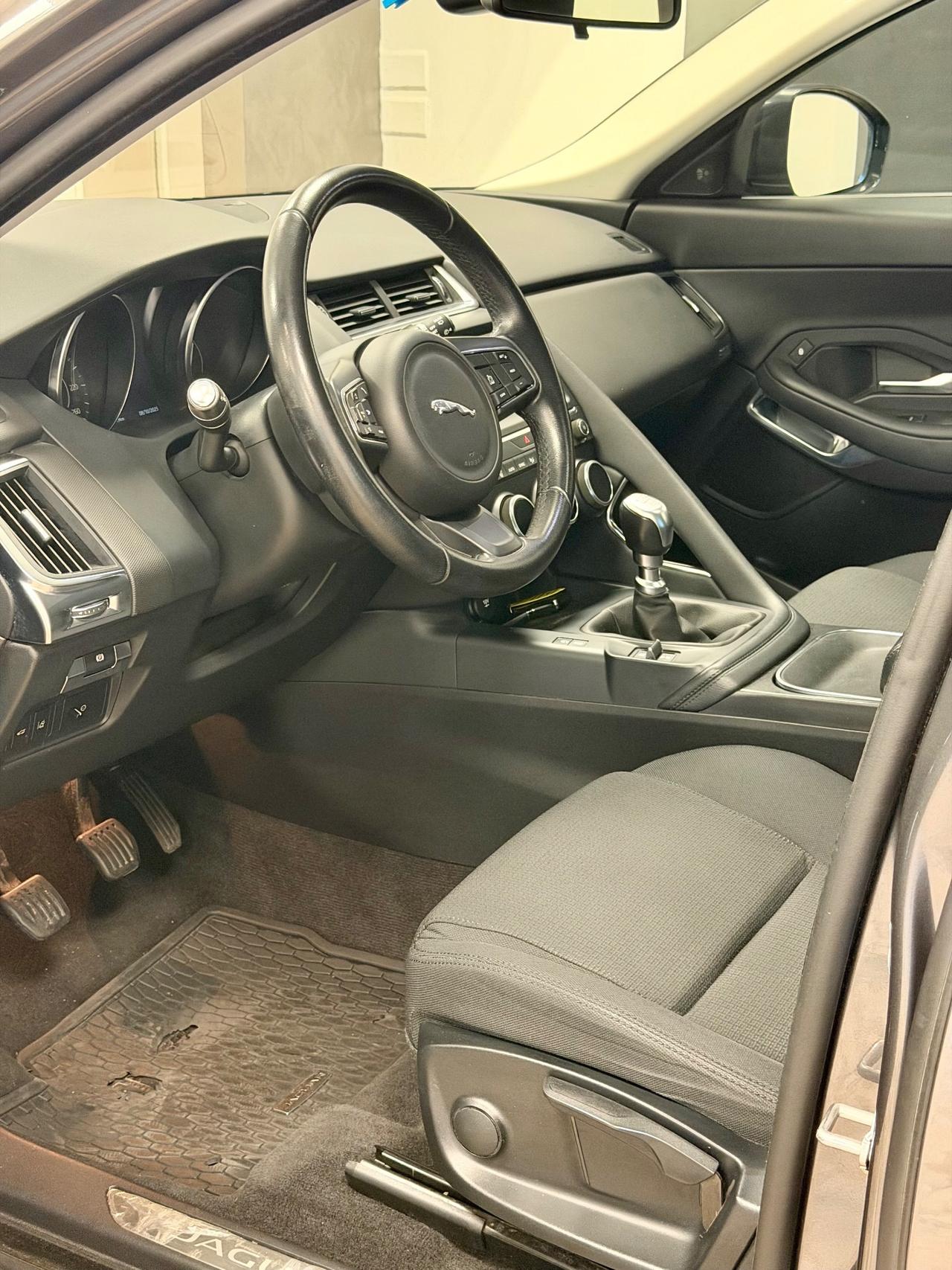 Jaguar E-Pace 2.0D 150 CV AWD R-Dynamic S