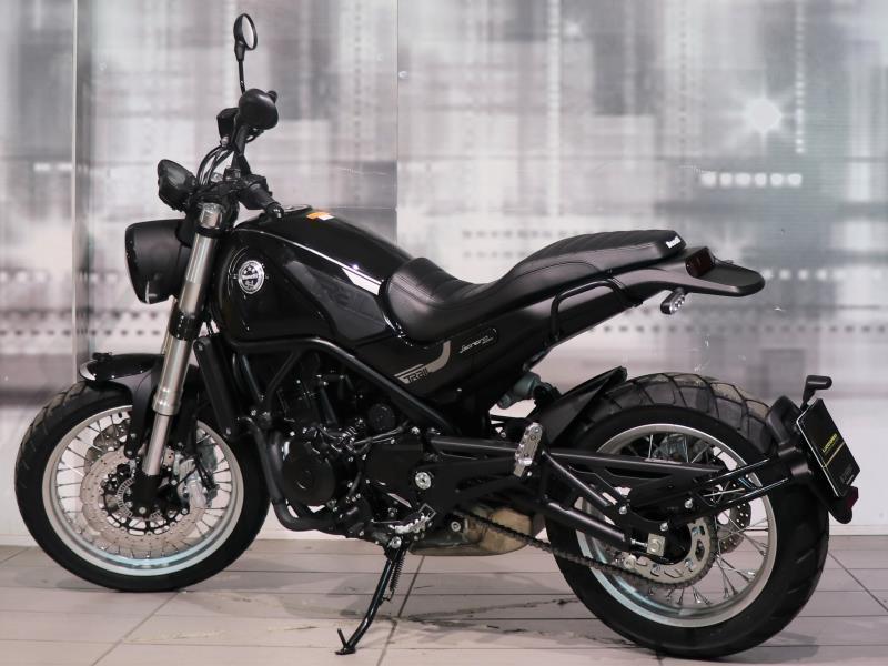 Benelli Leoncino Trail 500