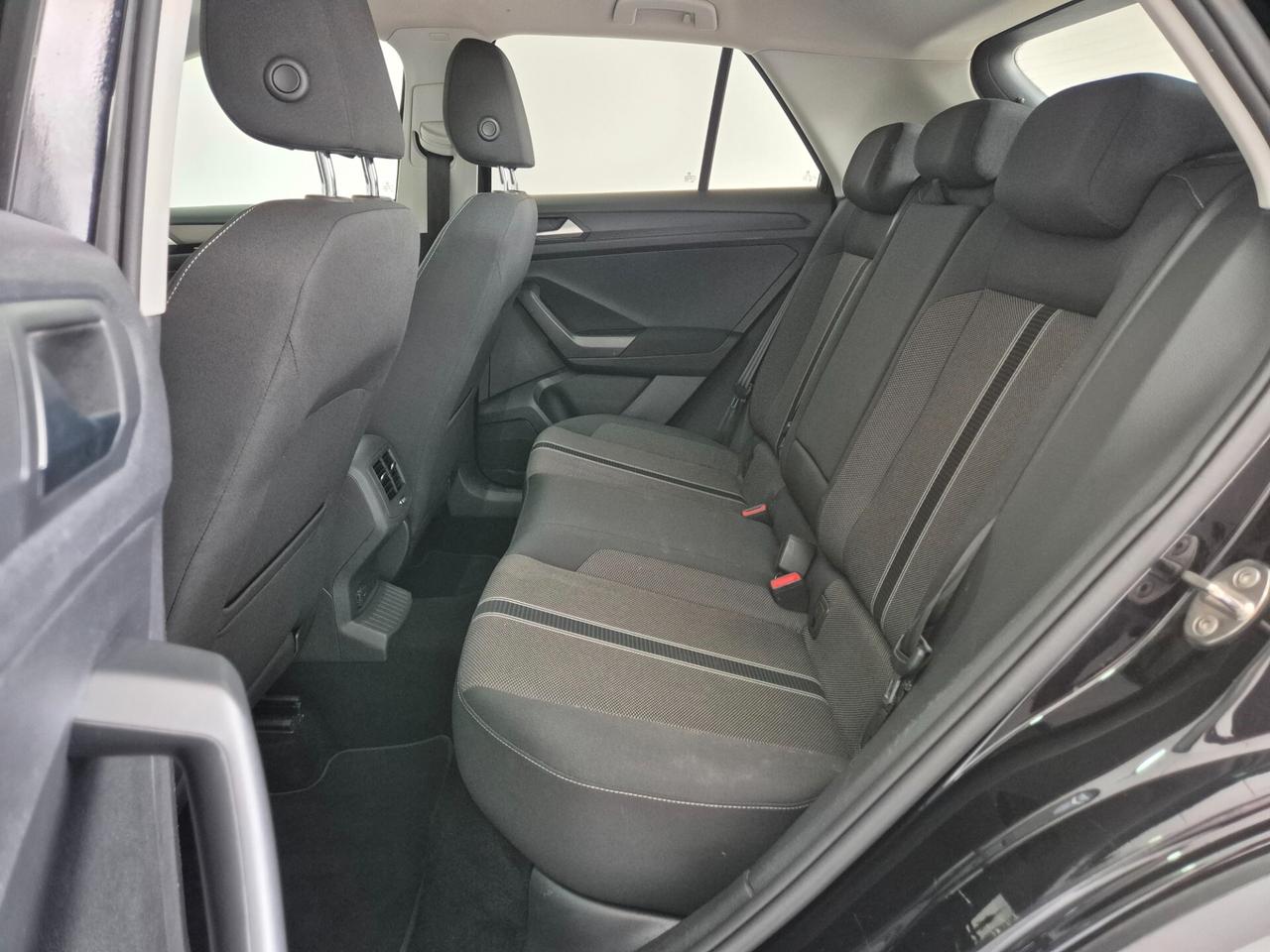 VOLKSWAGEN T-Roc Advanced 1.0 Tsi