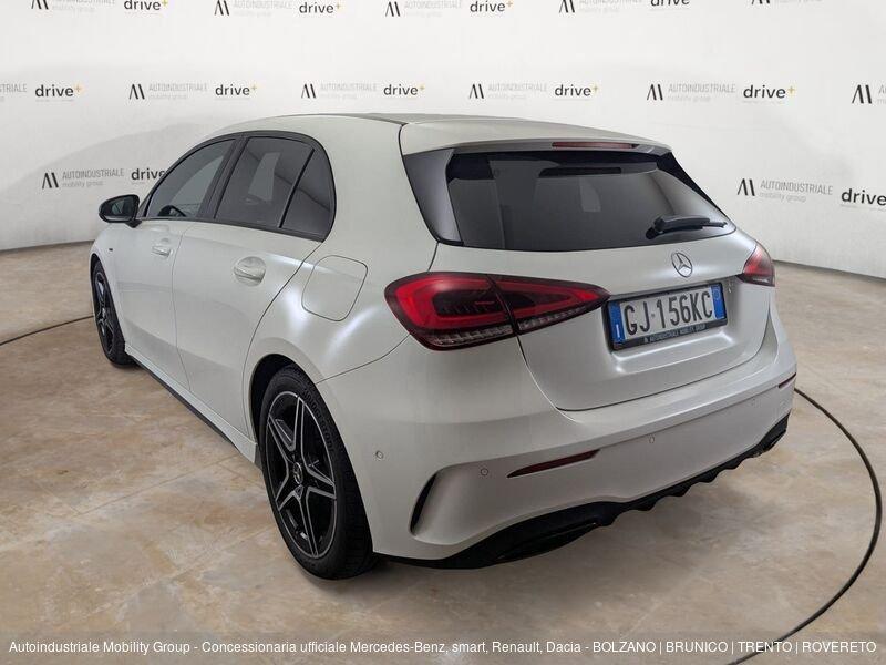 Mercedes-Benz Classe A 180 PREMIUM AUTOMATIC ''NEOPATENTATI''