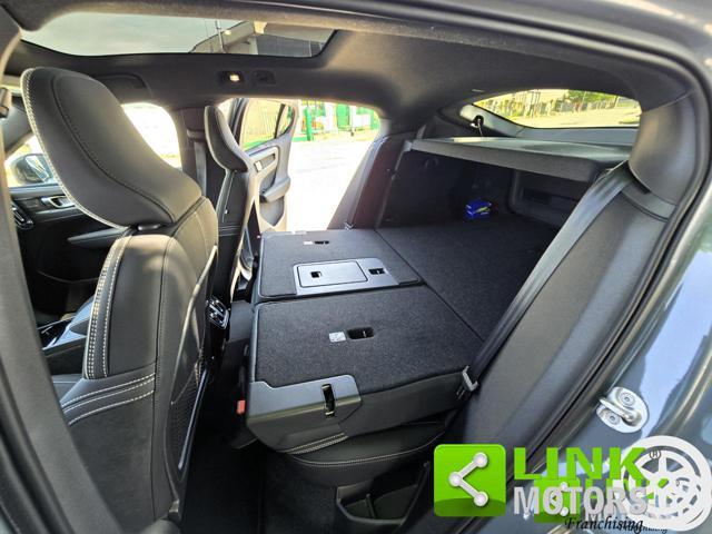 VOLVO C40 Ultimate Twin Motor 408 cv