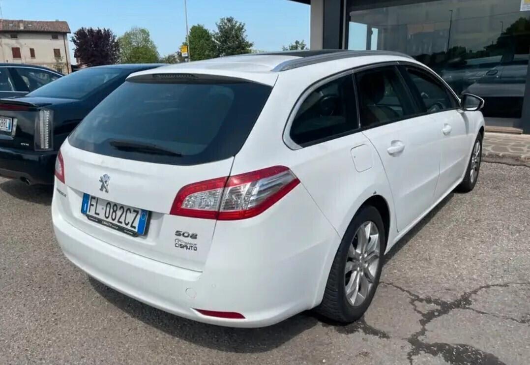 Peugeot 508 BlueHDi 120 EAT6 S&S SW Allure