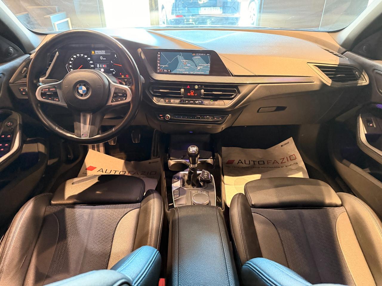 Bmw 118 118d 5p. Msport
